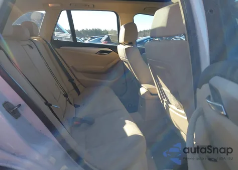 2014 BMW X1 xDrive28I из США, поврежденный, VIN WBAVL1C55EVR92668